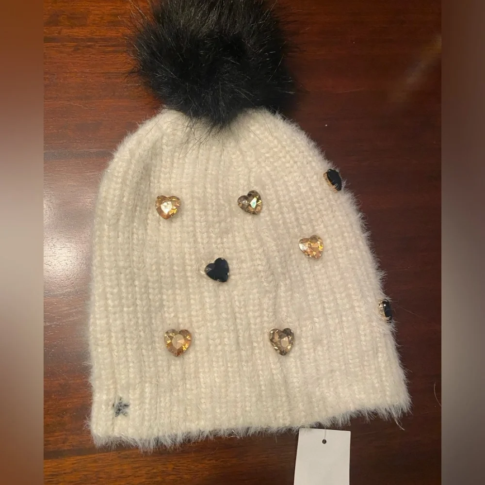 NWT Jocelyn Women’s Ice Heart Hat in Ivory Valentine’s Day Gift‎ Warm